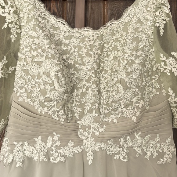 JJs House MOB dress - Picture 7 of 8